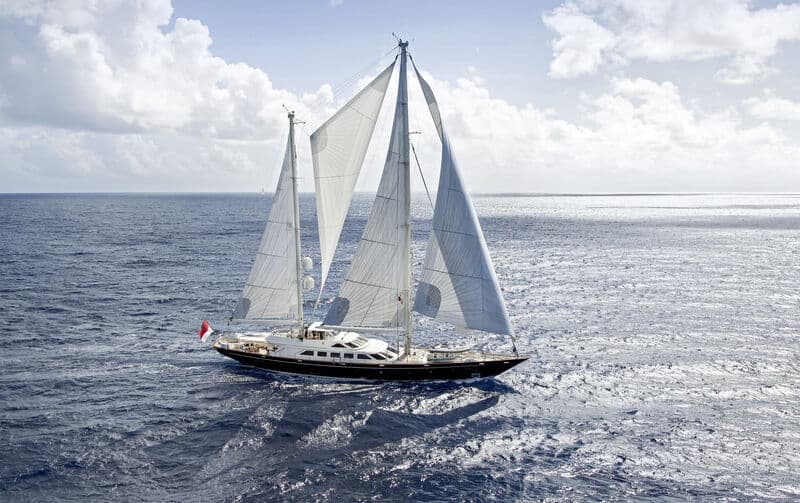 Sailing Yacht Ellen