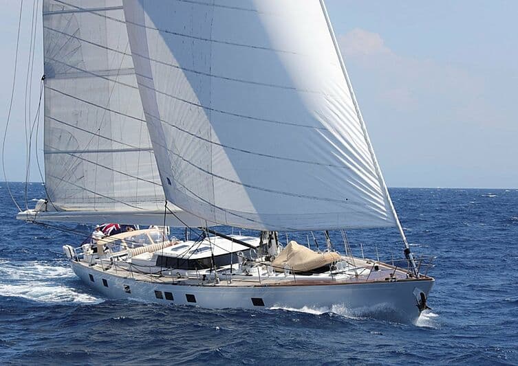 Sailing Yacht Elton