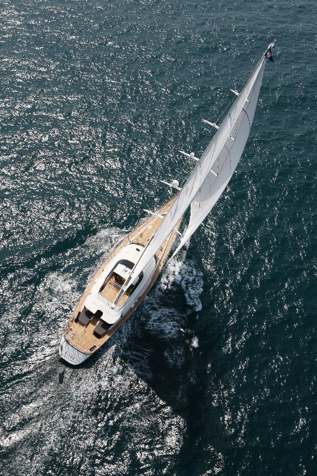 Sailing Yacht Fivea