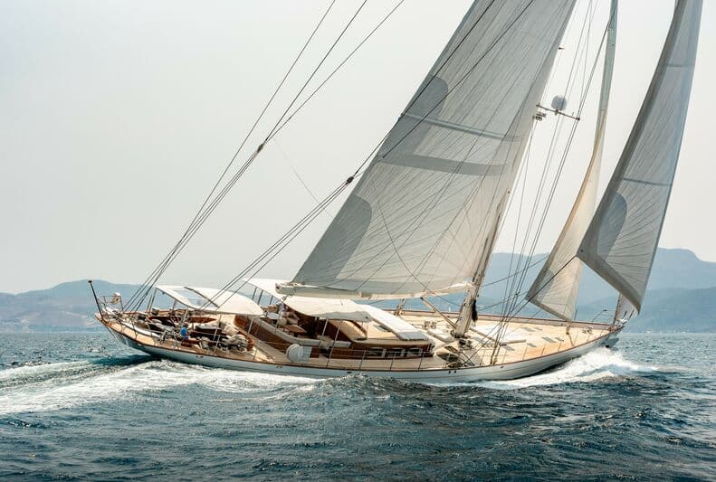Sailing Yacht Grace III