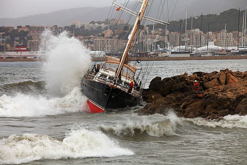 Sailing Yacht Kestrel