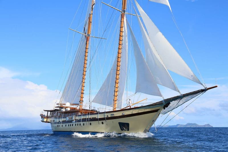 Sailing Yacht Lamima