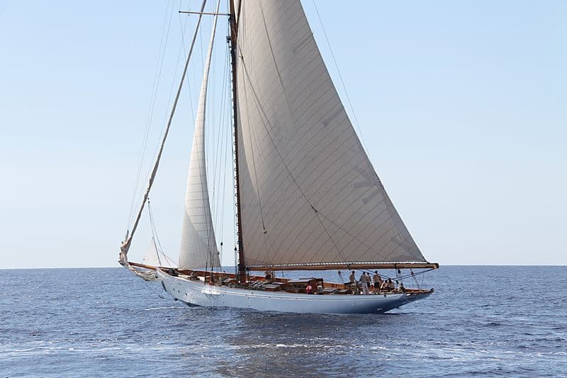 Sailing Yacht Lulworth