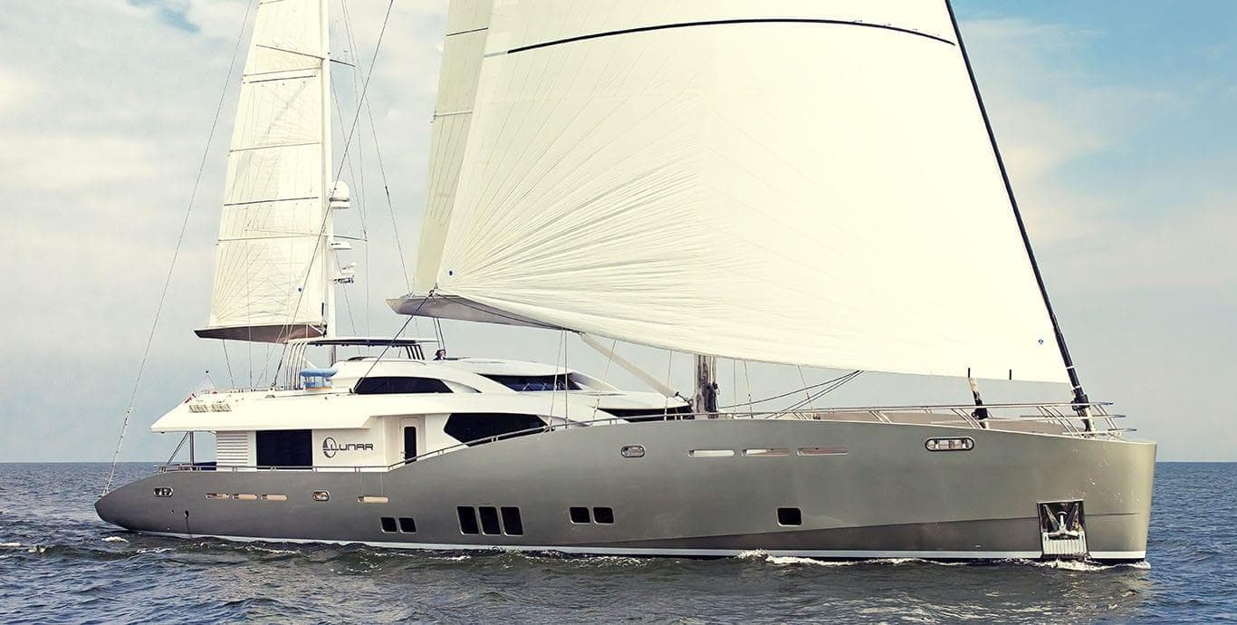 Sailing Yacht Lunar