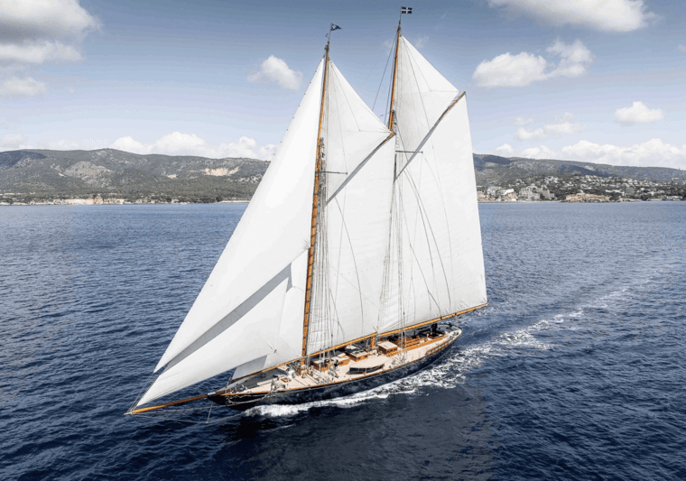 Sailing Yacht Mariette