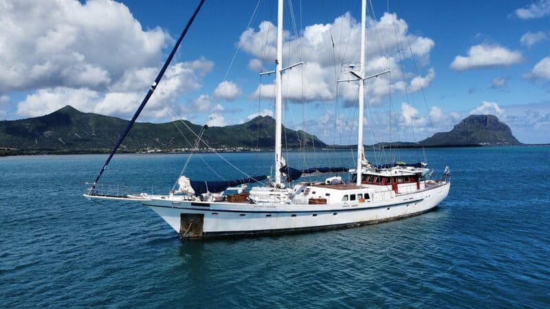 Sailing Yacht Marline