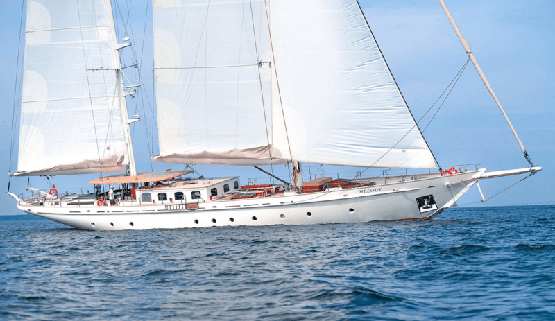 Sailing Yacht Melody