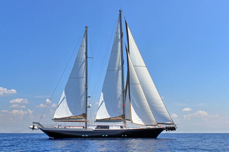 Sailing Yacht Moss