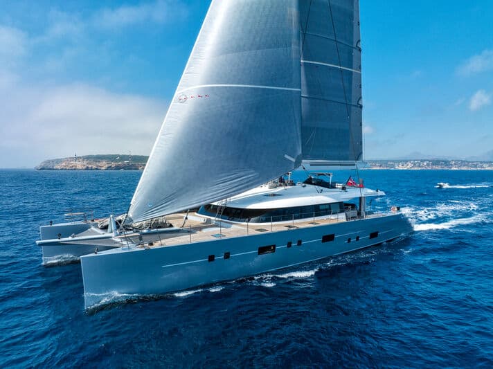 Sailing Yacht Mousetrap