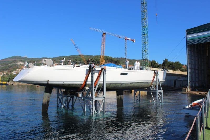 Sailing Yacht Muzuni