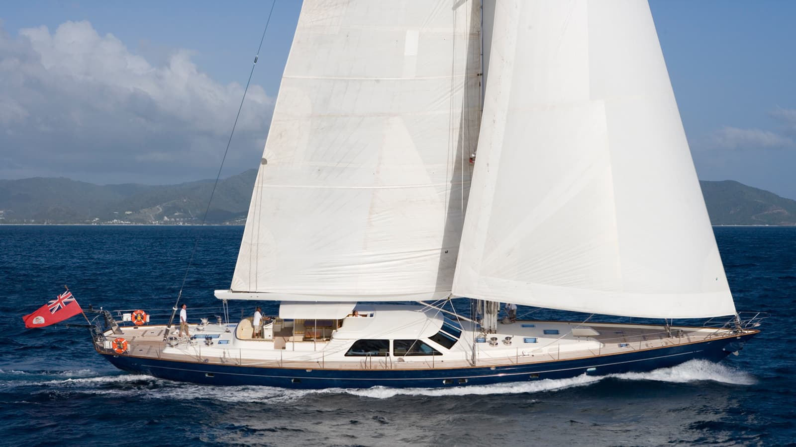 Sailing Yacht Nakupenda