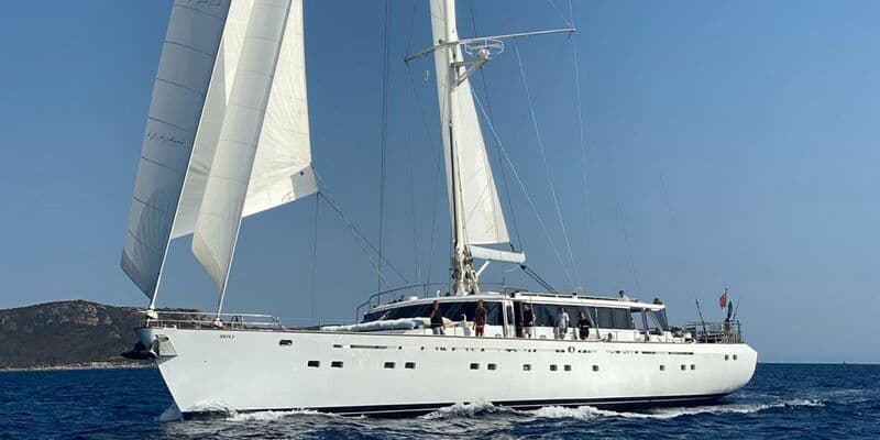Sailing Yacht Onyx 2