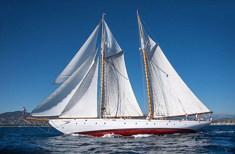 Sailing Yacht Puritan