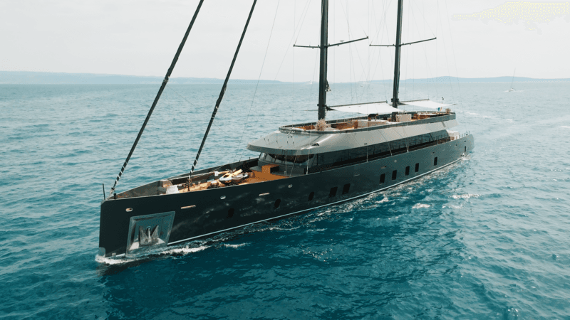 Sailing Yacht Reposado