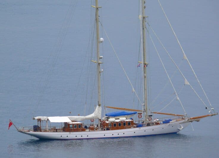 Sailing Yacht Sakara