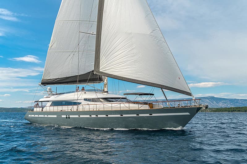 Sailing Yacht San LiMi