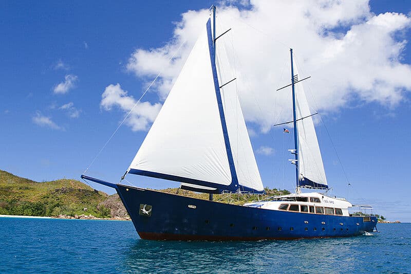 Sailing Yacht Sea Bird