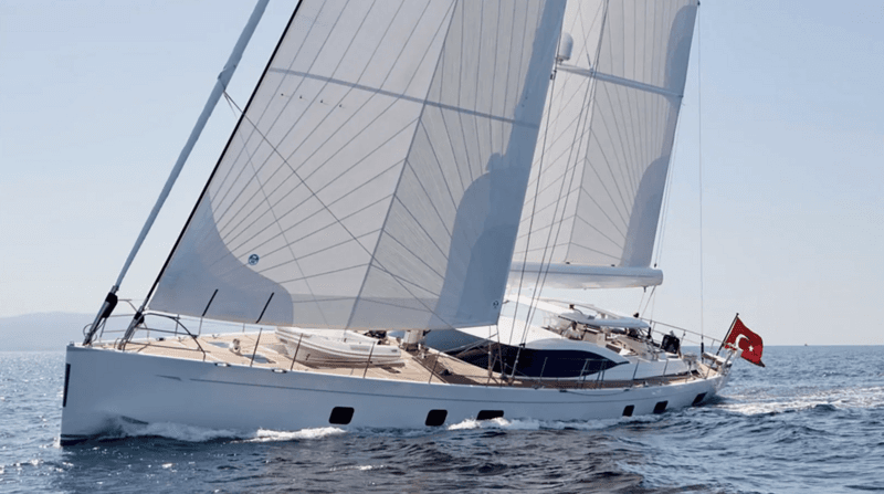 Sailing Yacht Serafim