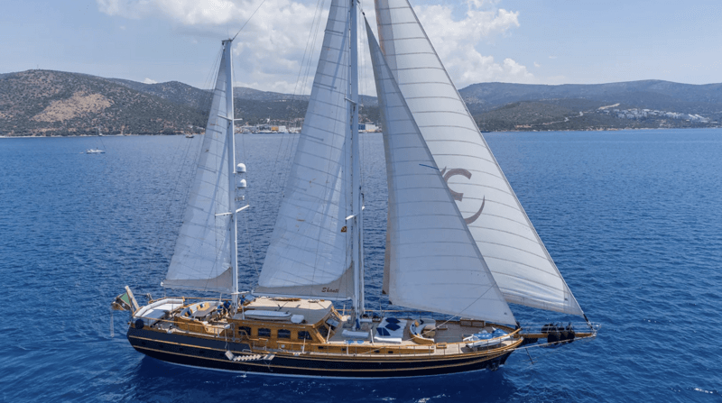 Sailing Yacht Shanti