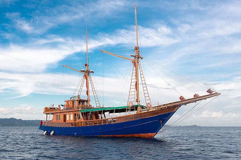 Sailing Yacht Tiger Blue