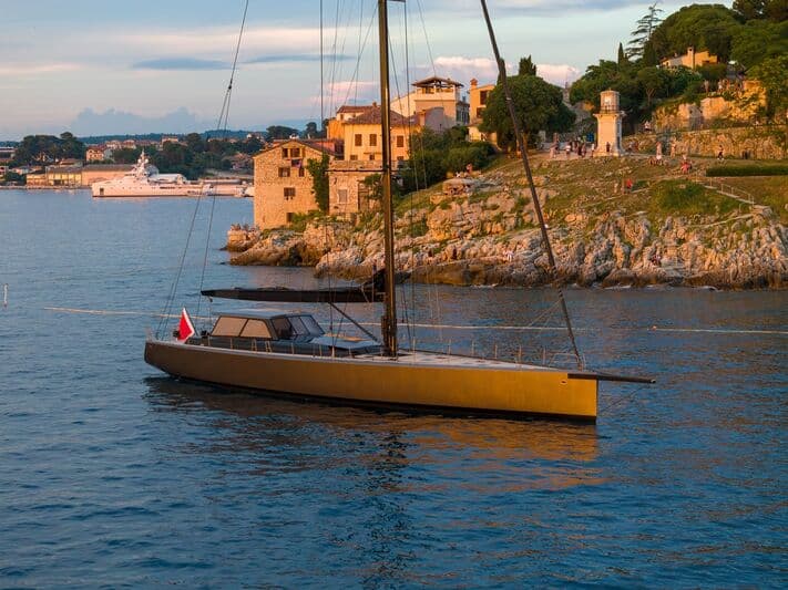 Sailing Yacht Whimsea