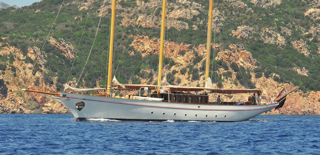 Sailing Yacht Yanika